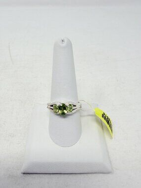 Shop LC Green Hebei Peridot 3 Stone Shank Size 9 Ring in Sterling Silver 5596